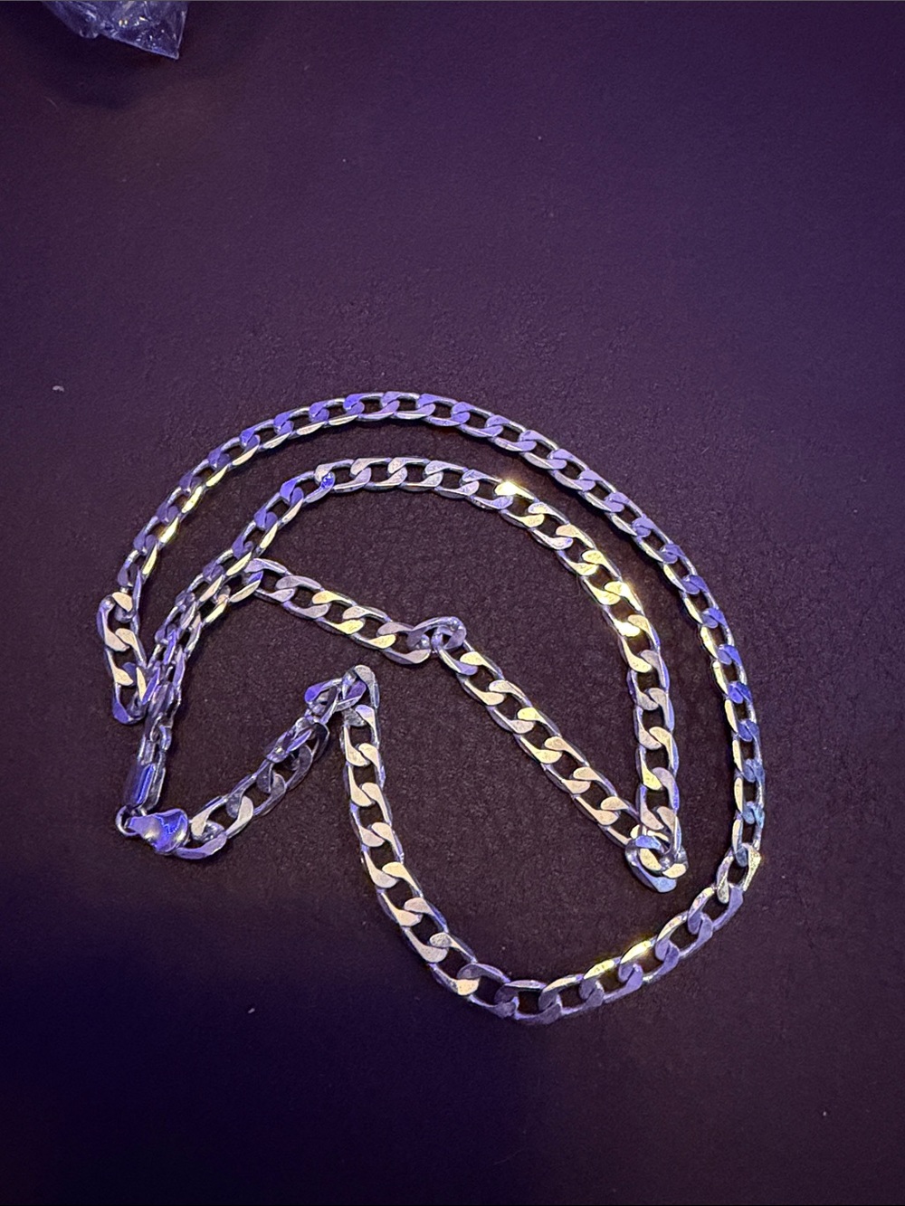 Silver Tone Figaro Chain Necklace - Women's Accessory